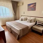 Sea Vista Hotel Hotel 3*