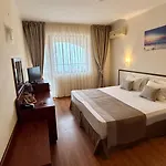 Sea Vista Hotel