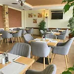 Sea Vista Hotel 3*