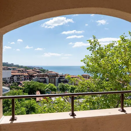 Sea Vista 3*