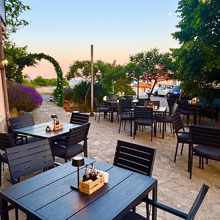 Sea Vista Hotel