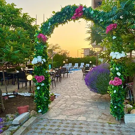 Sea Vista Hotel Szálloda Szveti Vlasz