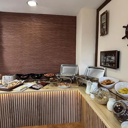 Sea Vista Hotel Szálloda 3*