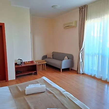 فندق Sea Vista 3*
