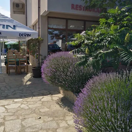 Sea Vista Szveti Vlasz
